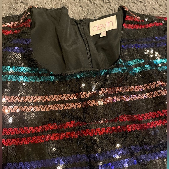 Devlin stripped Sequin mini Dress - Picture 2 of 4